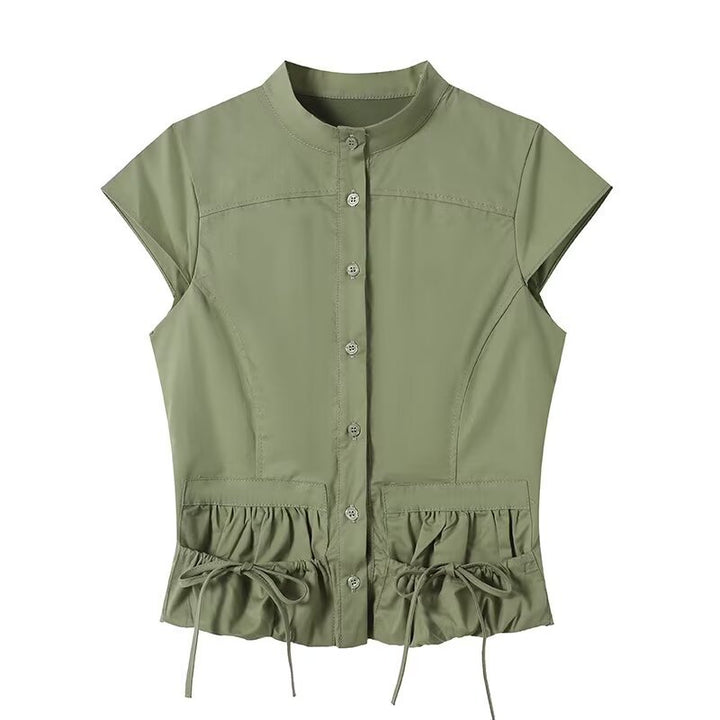 Dame kortermet bluse med elegant samle og praktiske lommer Skjora