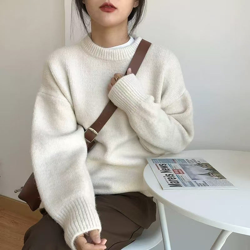Kvinnens uformelle chunky strikkegenser med oversized snitt og myke ermer Skjora
