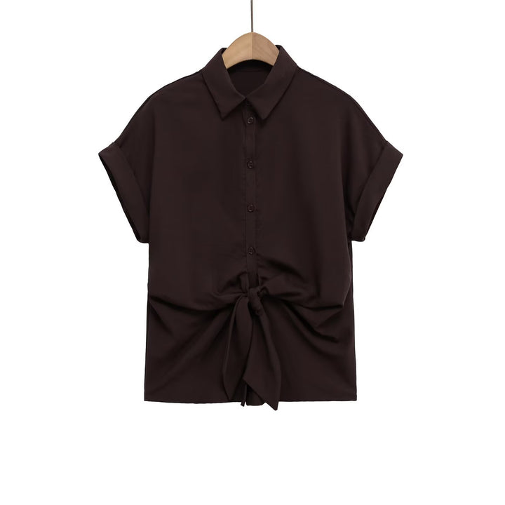 Dame kortermet bluse med knutedetalj og elegant snitt Skjora