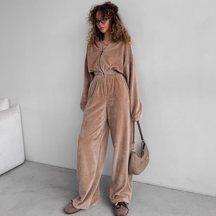 Dame sporty velour treningsdrakt med hette og glidelås Skjora