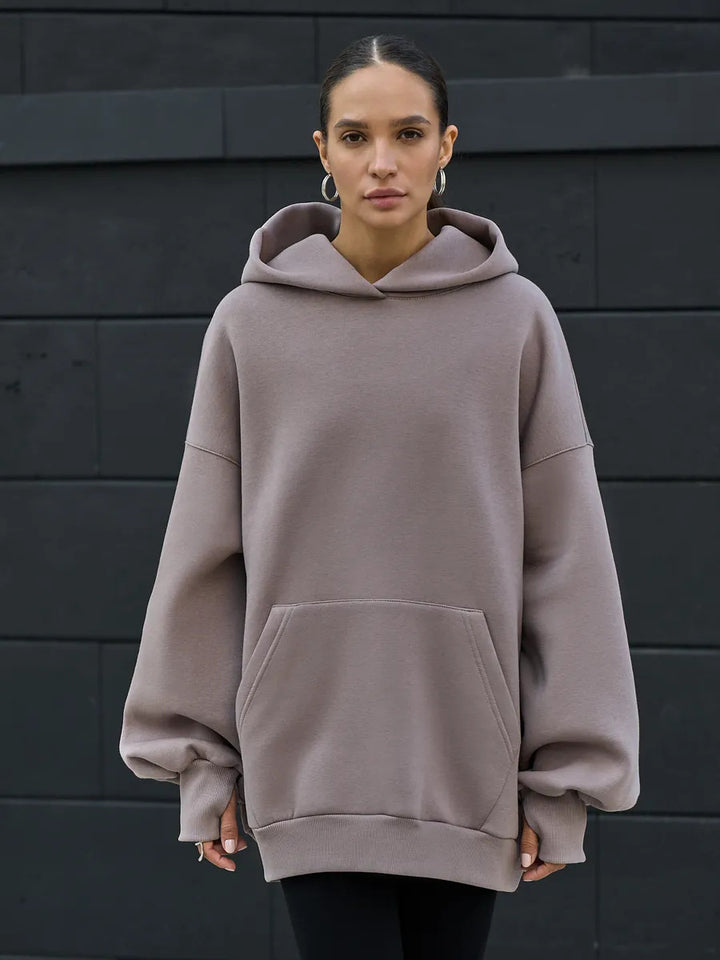 Dames oversized hoodie met volumineuze mouwen en geïntegreerde kangoeroezak Skjora