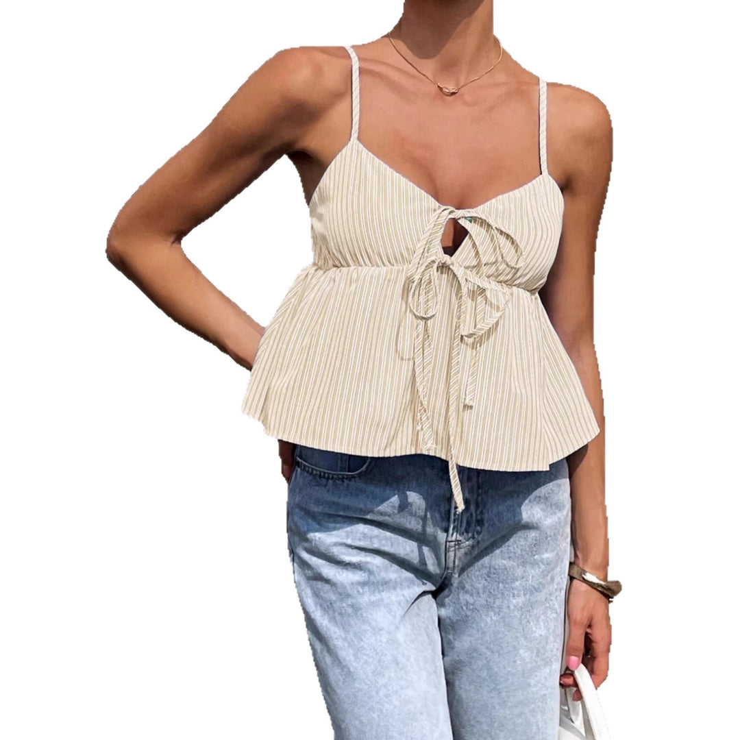 Dame Crop-top med leken sløyfe og delikat rynketing Skjora