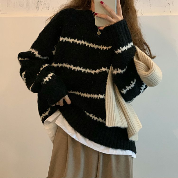 Dames oversized genser med stripete design og myk strikk Skjora