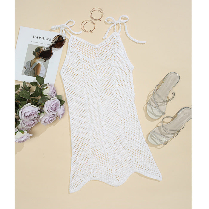 Damen Häkel-Strandkleid mit verstellbaren Trägern und dekorativem Netzdesign Skjora