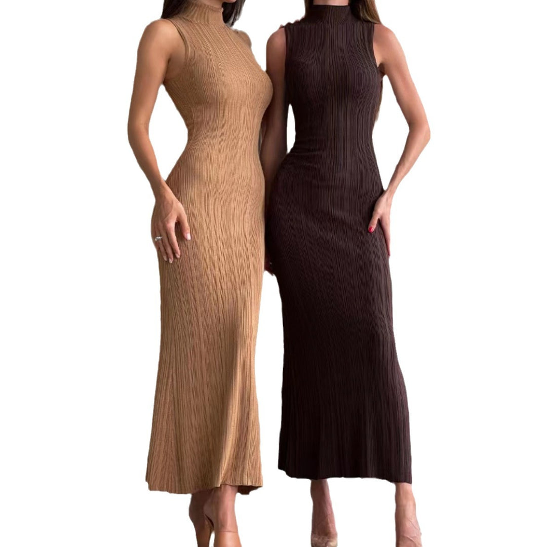 Dame figur-sittende maxi kjole med høy hals og elegant ribbe mønster Skjora