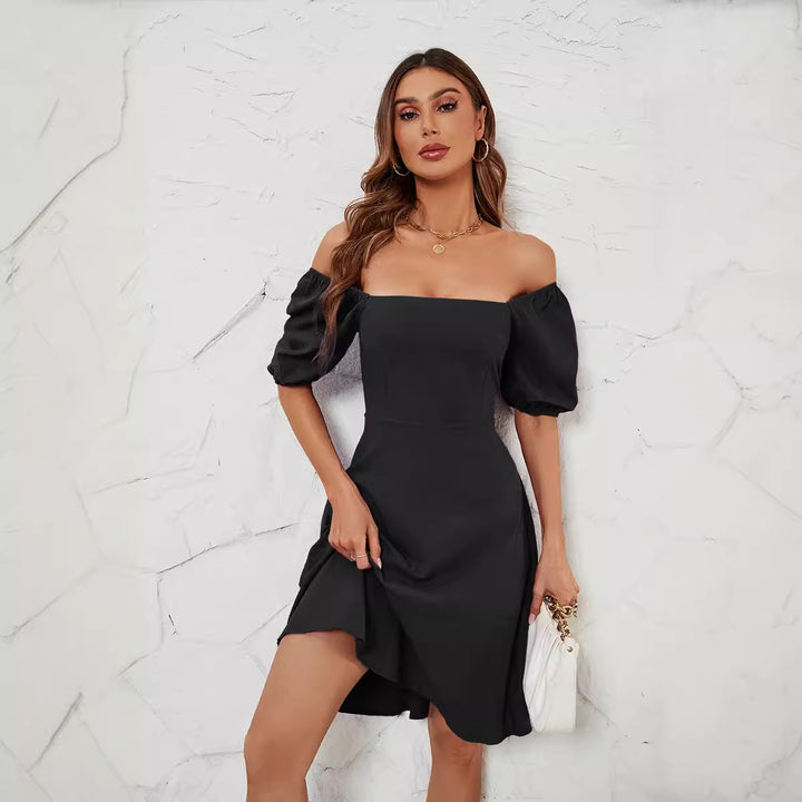 Damer Elegant Off-Shoulder Kjole med Voluminøse Puff Ermer og Asymmetrisk Snitt