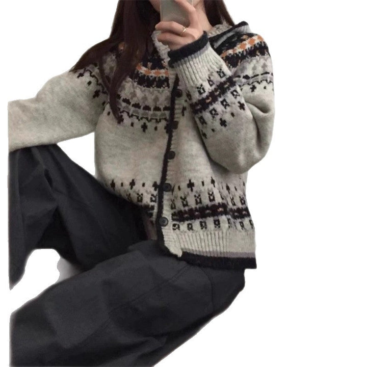 Damer fashionable cardigan med hette og tradisjonelt norsk mønster Skjora