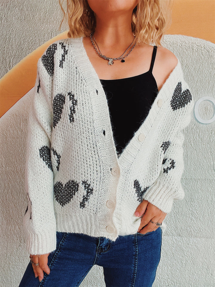 Kvinnens koselige cardigan med hjerte-design Skjora