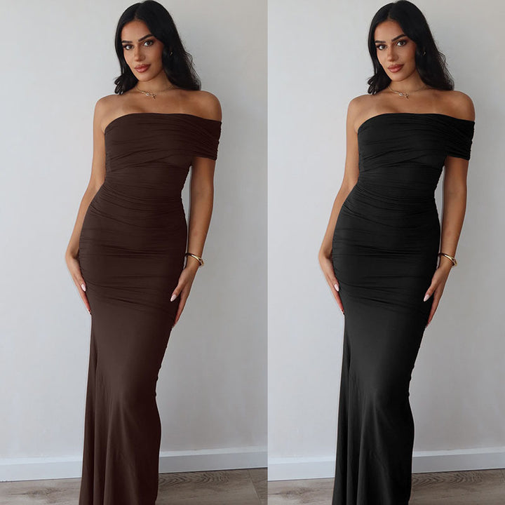 Dame maxikjole med off-shoulder design og tettsittende snitt Skjora