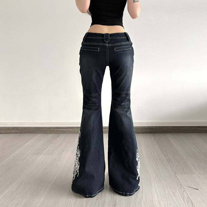 Damejeans med utsvingte ben og elegant broderi Skjora