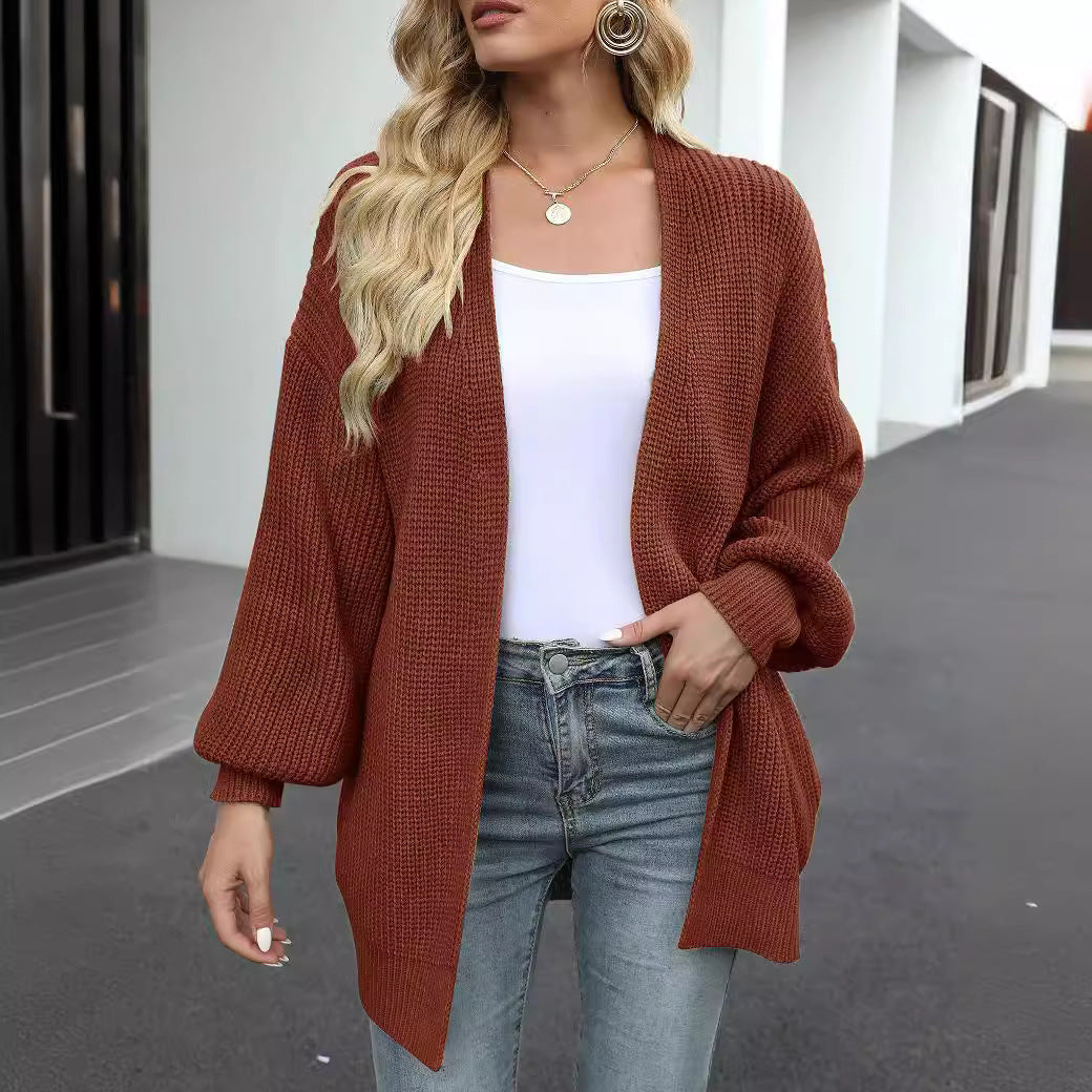 Kvinne chunky strikket cardigan med en avslappet passform og senkede skuldre Skjora