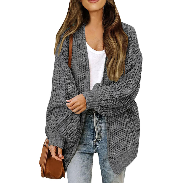 Kvinne chunky strikket cardigan med en avslappet passform og senkede skuldre Skjora