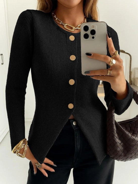 Kvinnes elegant cardigan med dekorative knapper Skjora