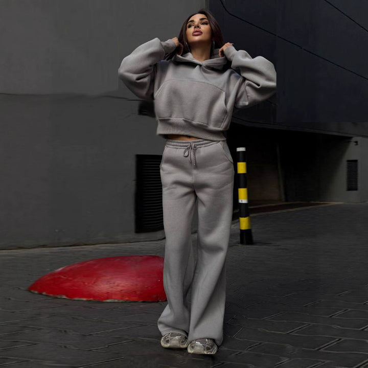 Damer casual cropped hoodie og vid skjæring joggers sett Skjora