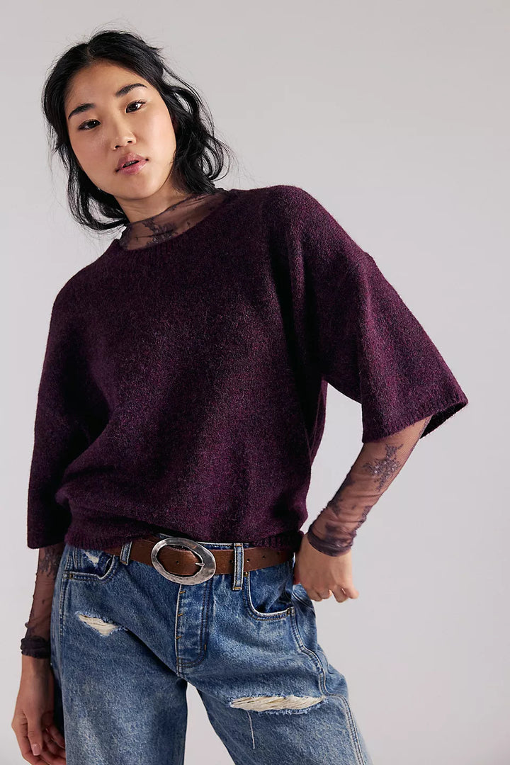 Dames Oversized Trui met Elegante Netmouwen en Delicaat Borduursel Patroon Skjora