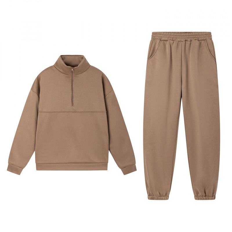 Sporty sweatshirt-set for women with high collar and elastic cuffs Skjora