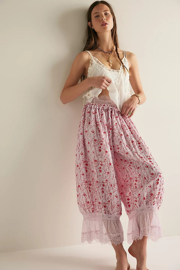Damen Blumenmuster Hose mit Spitzenabschlüssen Skjora