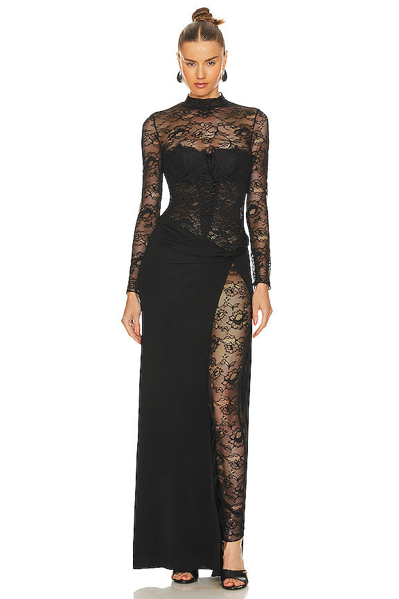 Damer Lang Spisskjole med transparente innsatser og elegant slisse Skjora