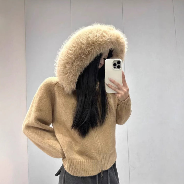 Damer, moteriktig cardigan med avtagbar hette laget av mykt materiale Skjora