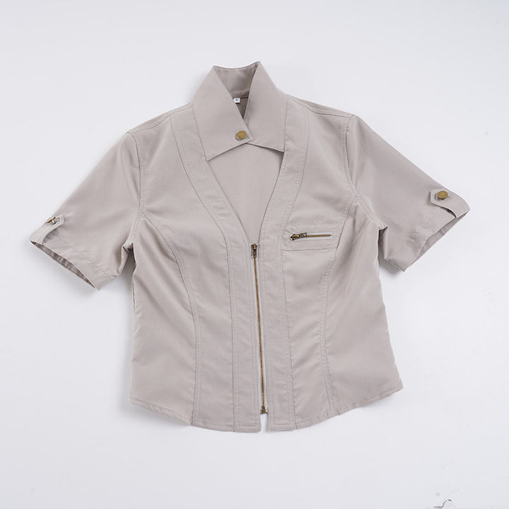 Women's fashionable short jacket with a structured cut and practical breast pockets Skjora