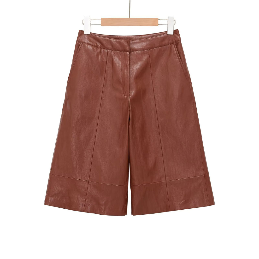 Damer elegante culotte laget av høykvalitets lær med bred passform Skjora