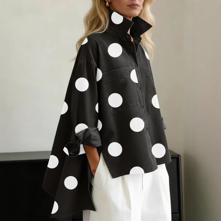 Damer Mode Skjortebluse med ekstravagante prikker og praktiske lommer Skjora