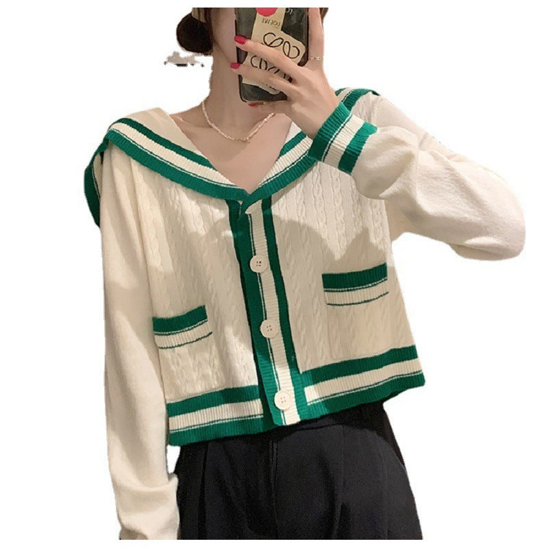 Dame casual cardigan med maritim hettekollertype og knappdetaljer Skjora