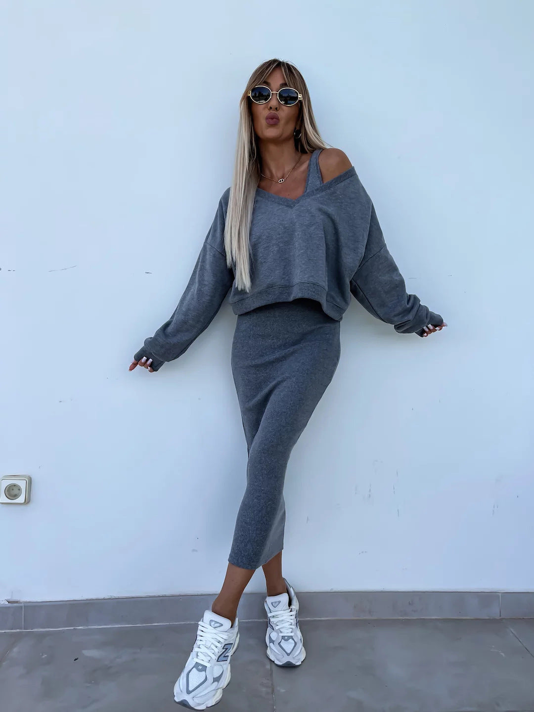 Kvinnes elegant og uformell klessett med cropped topp Skjora