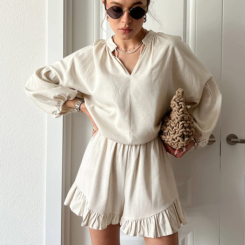 Kvinner Elegant og Casual Korte Ermer Sett med Volang Detaljer Heidi Mote