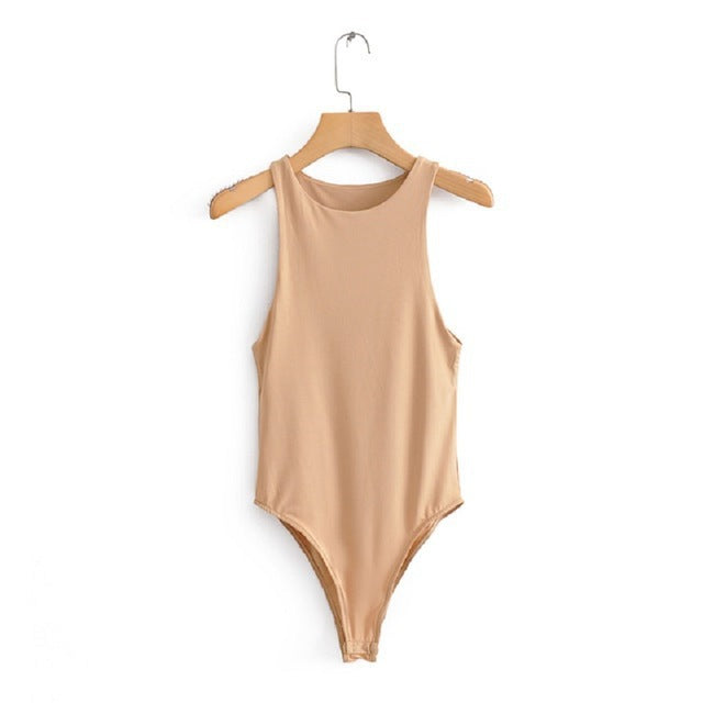 Dame sporty jumpsuit med høye benutskjæringer og rund halslinning Skjora
