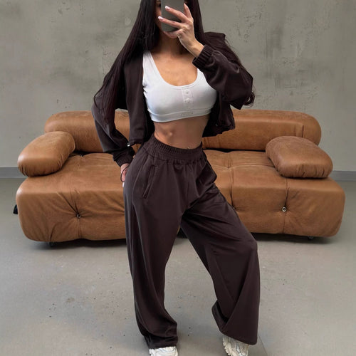 Dame sporty velour joggesett med korte ermer og vide bein Skjora