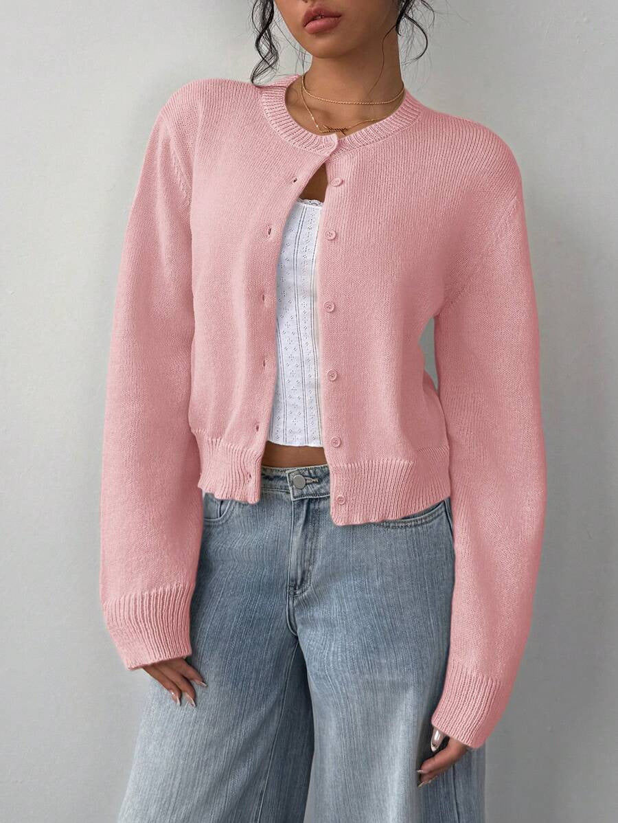 Kvinnens cardigan laget av myk bomull med knappe detaljer Skjora
