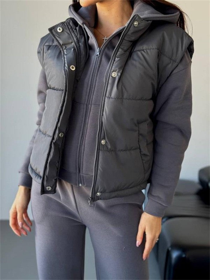Kvindes quilted vest med hætte Skjora