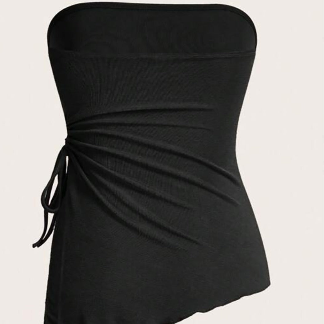 Dame Bandeau-top med moderne omslagdesign og justerbare stropper Skjora