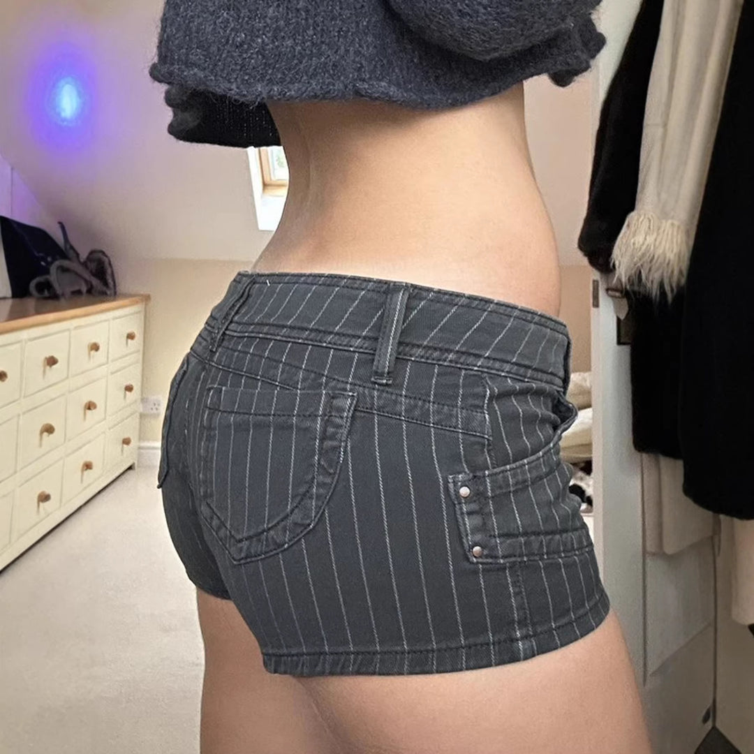 Dame Designer Denim-Shorts med stripemønster og tettsittende passform Skjora