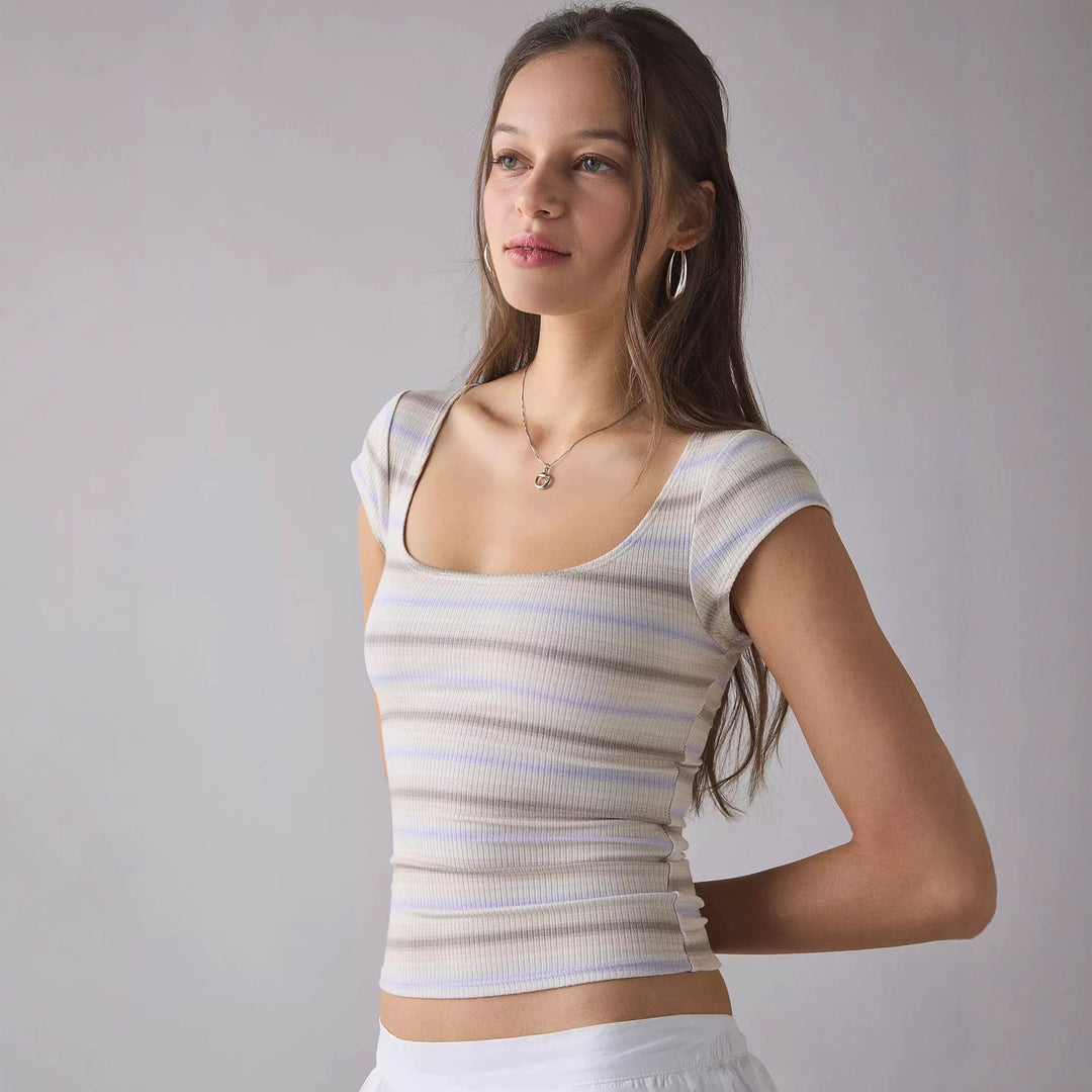 Damer figurskapende topp med leopardmønster og kort snitt Skjora