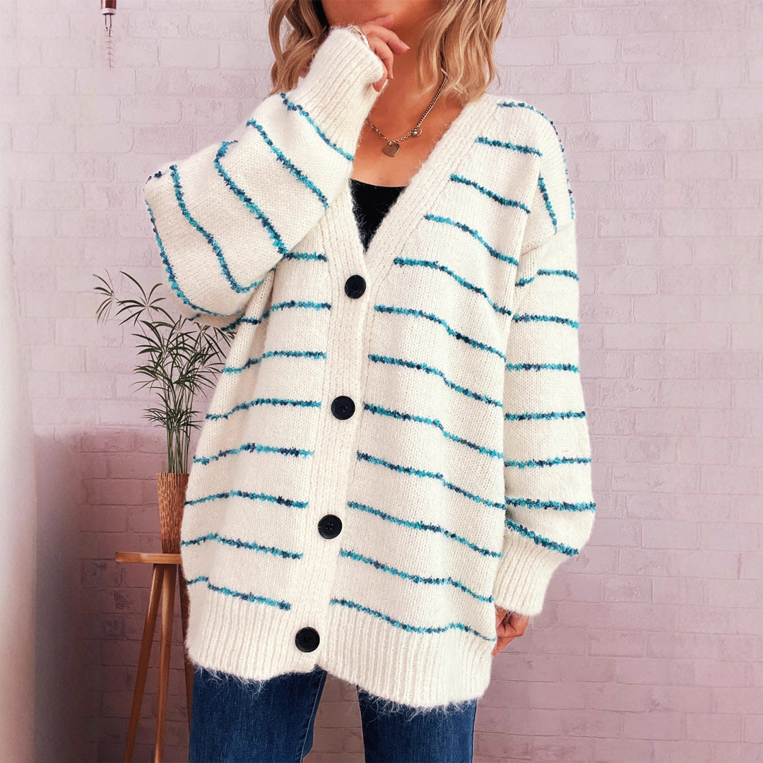 Damer koselig strikket cardigan med stripet mønster og store knapper Skjora