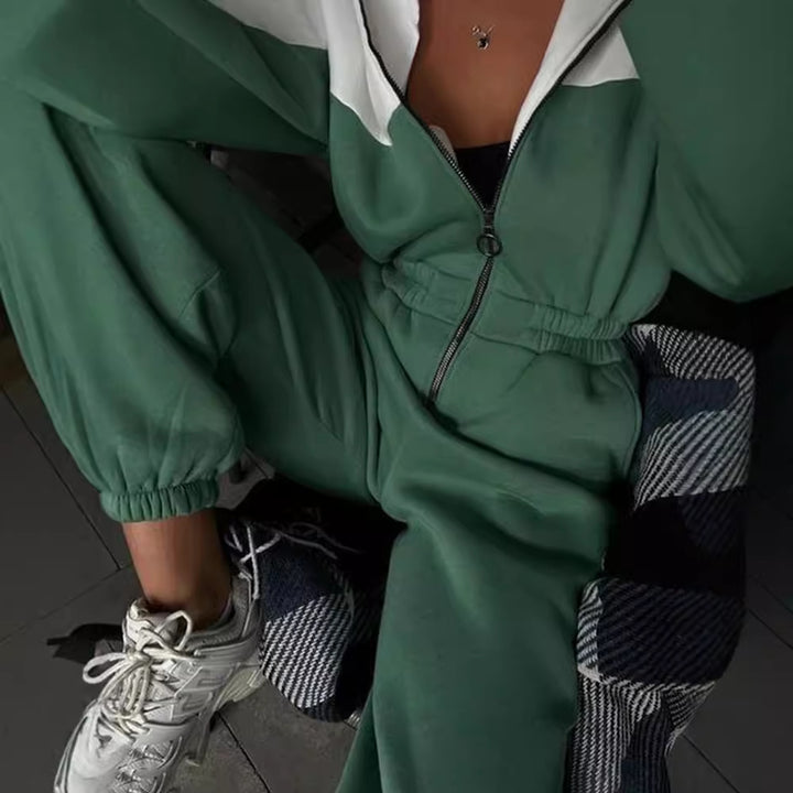 Dames sporty zip joggedrakt med kontrastfargeinnsatser Skjora