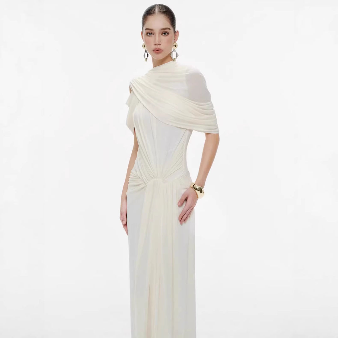 Dame elegant Maxikjole med innovative draperingsdetaljer og asymmetrisk overdel Skjora