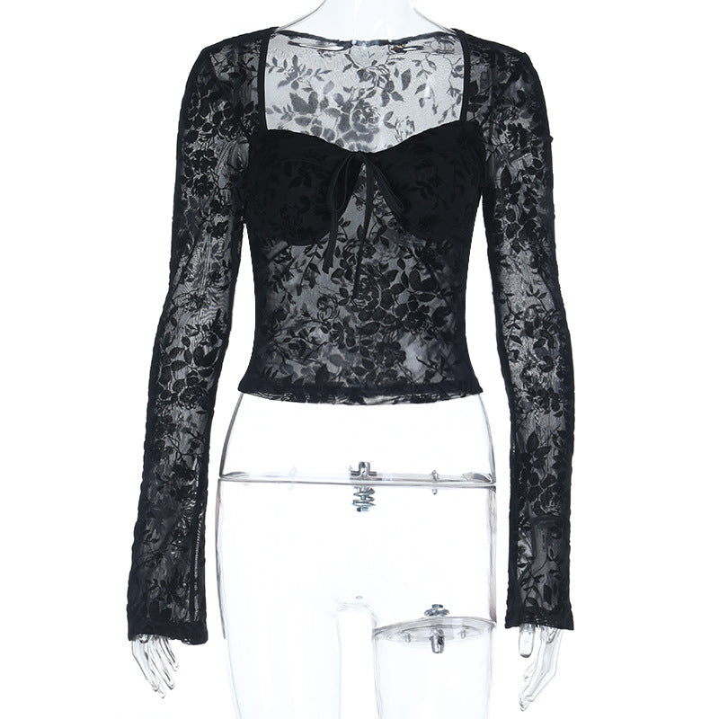 Women's form-fitting peasant blouse with long sleeves and sweetheart neckline Skjora