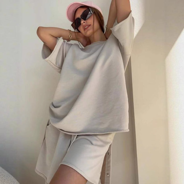 Kvinners uformelle topp og shorts sett med moderne snitt og praktiske lommer