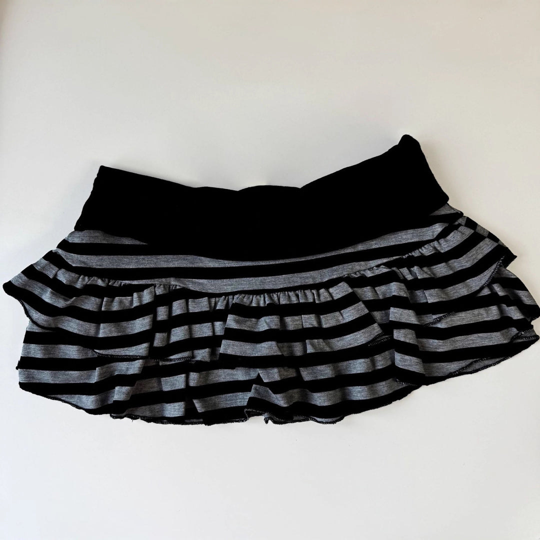 Dame rysjeshorts med stripete design og elastisk midje Skjora