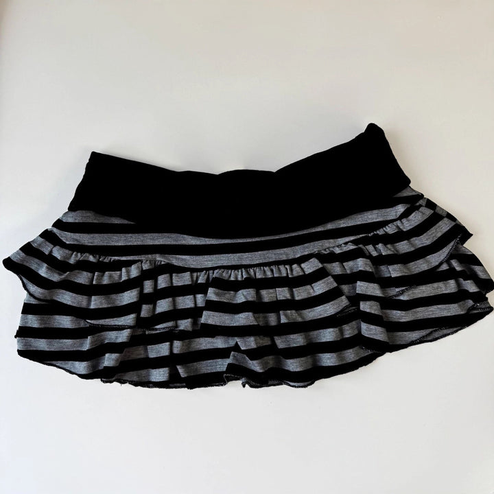 Dame rysjeshorts med stripete design og elastisk midje Skjora