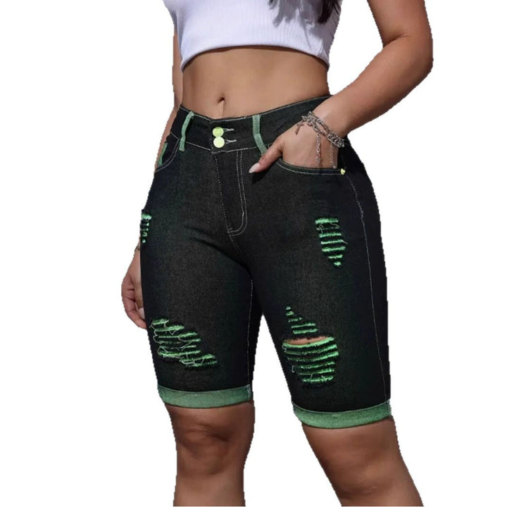 Dame Zdestroyed denim shorts med iøynefallende accenter og høy midje