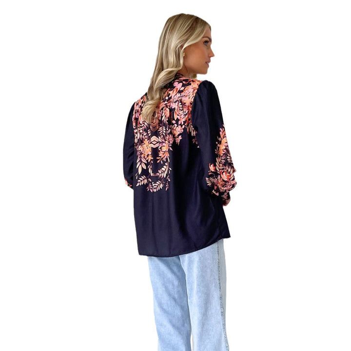 Kvinnes Elegant Bluse med Blomsterakenter og Trendy Pufferm Sleeves Skjora