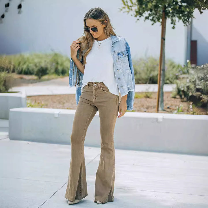 Kvinnelige flagrende jeans i vintage-stil med høy midje Skjora