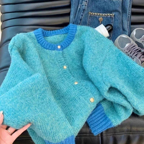 Dame Myk Cardigan med Luksuriøse Knapper og Kontrastmansjetter Skjora