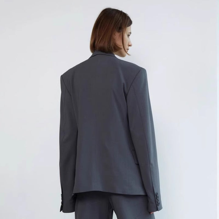 Women's elegant oversized blazer with subtle details Skjora