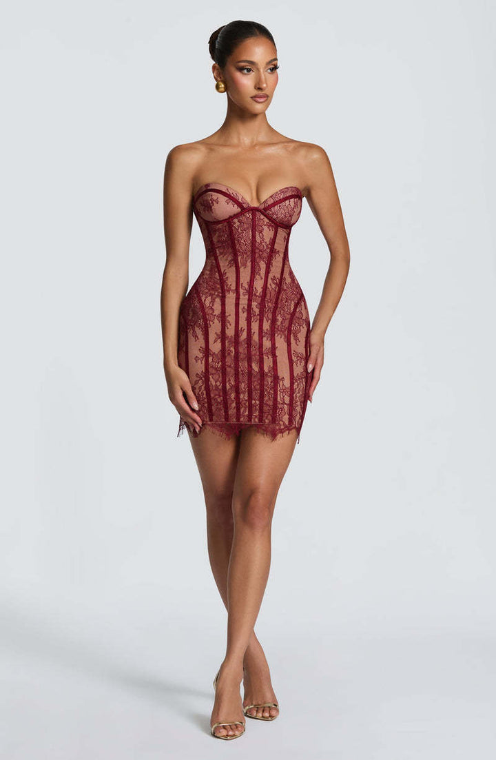 Ladies Refined blonde dress with strapless design and noble decorations Skjora