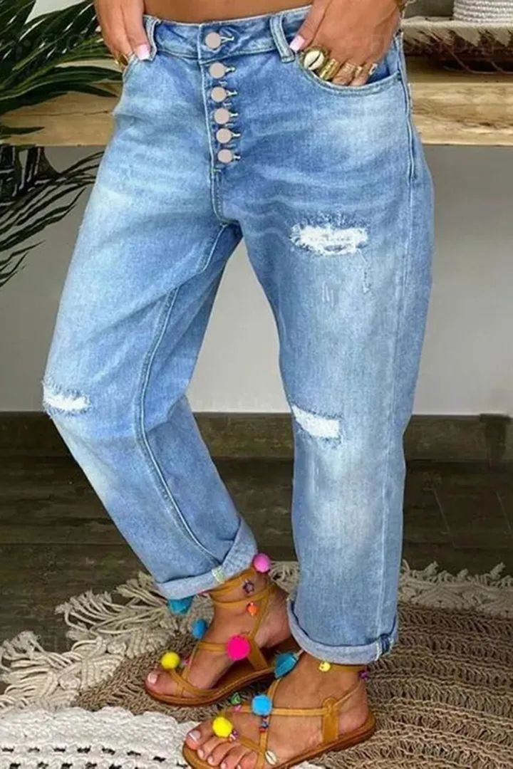 Kvinne Mom Jeans med knappelukking og stilige slitte detaljer
